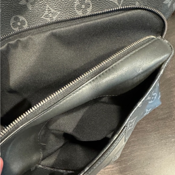 💯Authentic Louis Vuitton Discovery Backpack Monogram Eclipse Canvas. - Picture 11 of 16